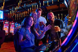 Phòng Live Casino tại xoso66 với dealer người thật baccarat roulette tiếng Việt